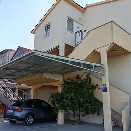Lana I Natali Appartement Kaštela Buitenkant foto
