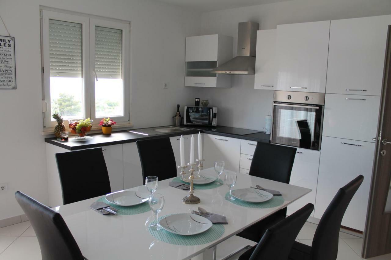 Lana I Natali Appartement Kaštela Buitenkant foto