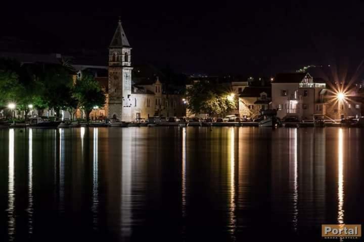 Lana I Natali Appartement Kaštela Buitenkant foto
